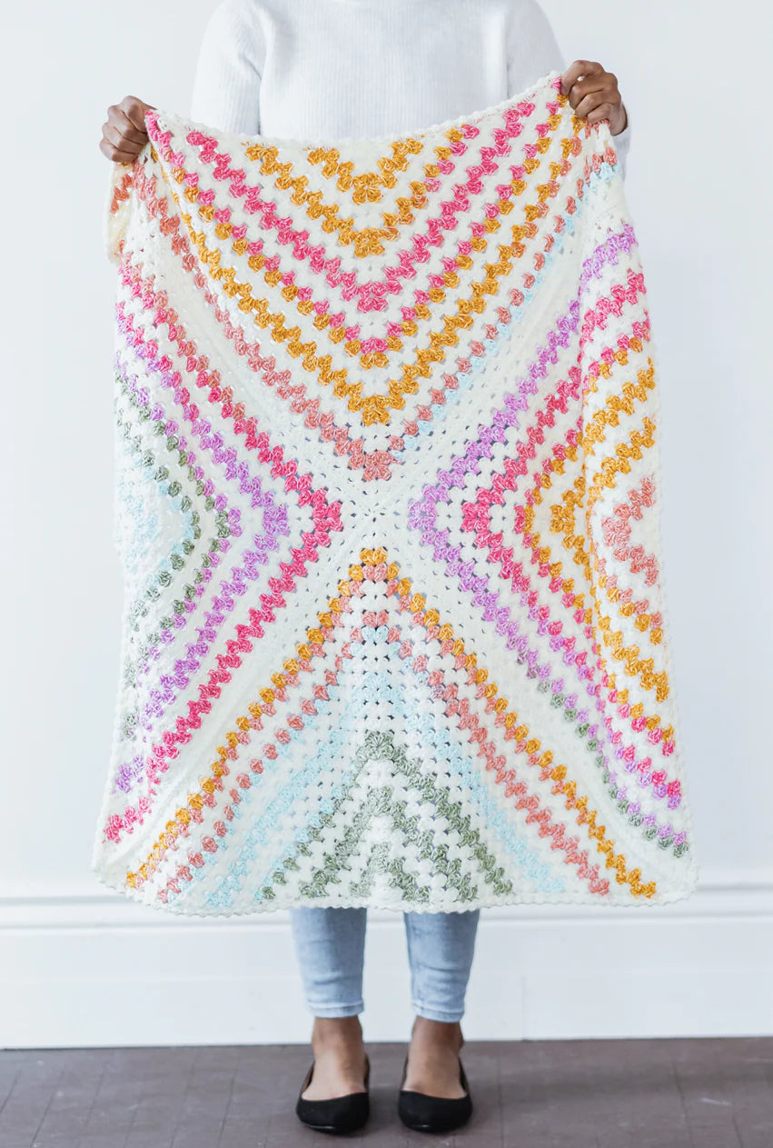 Daphne Crochet Baby Blanket Kit